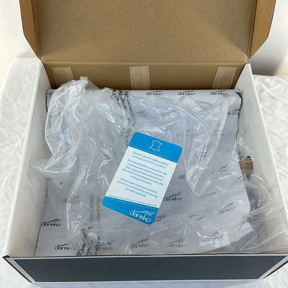 NIB Dansko “Cagney” Burnished Suede Heeled Booties - Picture 11 of 11